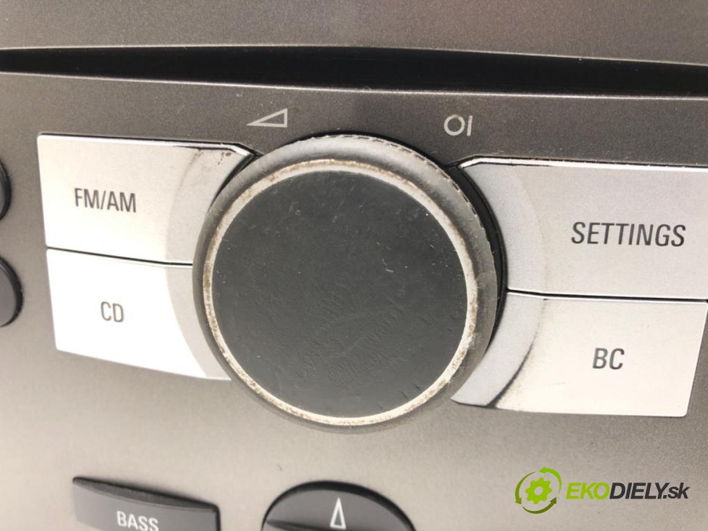 OPEL ASTRA H (A04) 2004 - 2014    1.4 (L48) 66 kW [90 KM] benzyna 2004 - 2010  RADIO 13154304 (Audio zariadenia)