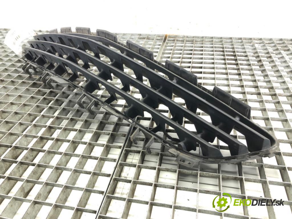 OPEL ASTRA H (A04) 2004 - 2014    1.4 (L48) 66 kW [90 KM] benzyna 2004 - 2010  mří nárazníka přední část  (Mřížky (masky) chladičů)