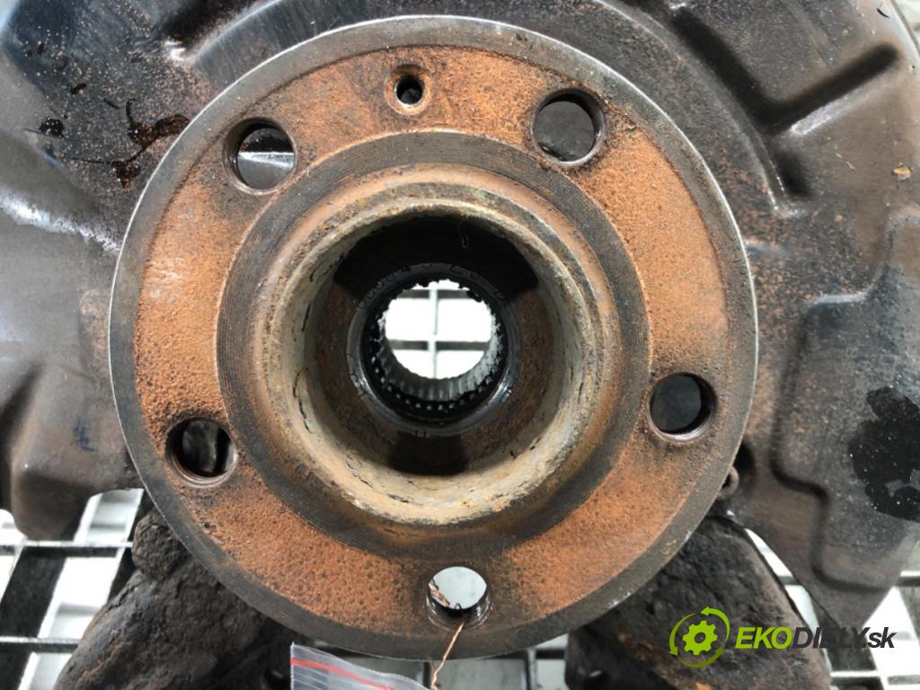 VW POLO (9N_, 9A_) 2001 - 2014    1.2 12V 47 kW [64 KM] benzyna 2001 - 2007  náboj ľavy predný