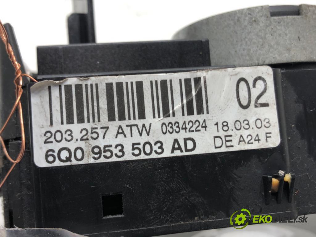 VW POLO (9N_, 9A_) 2001 - 2014    1.2 12V 47 kW [64 KM] benzyna 2001 - 2007  Prepínač kombinovaný 6Q0953503AD (Prepínače, spínače, tlačidlá a ovládače kúrenia)