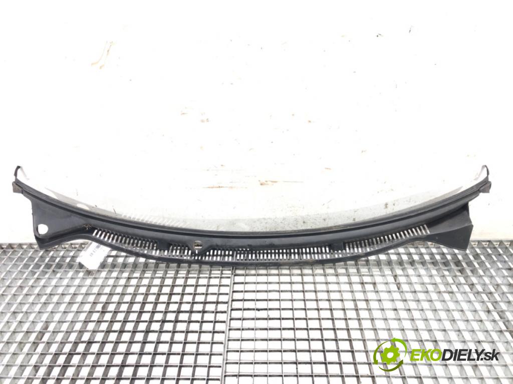 VW POLO (9N_, 9A_) 2001 - 2014    1.2 12V 47 kW [64 KM] benzyna 2001 - 2007  Torpédo, plast pod čelné okno 6Q1819415B (Torpéda)