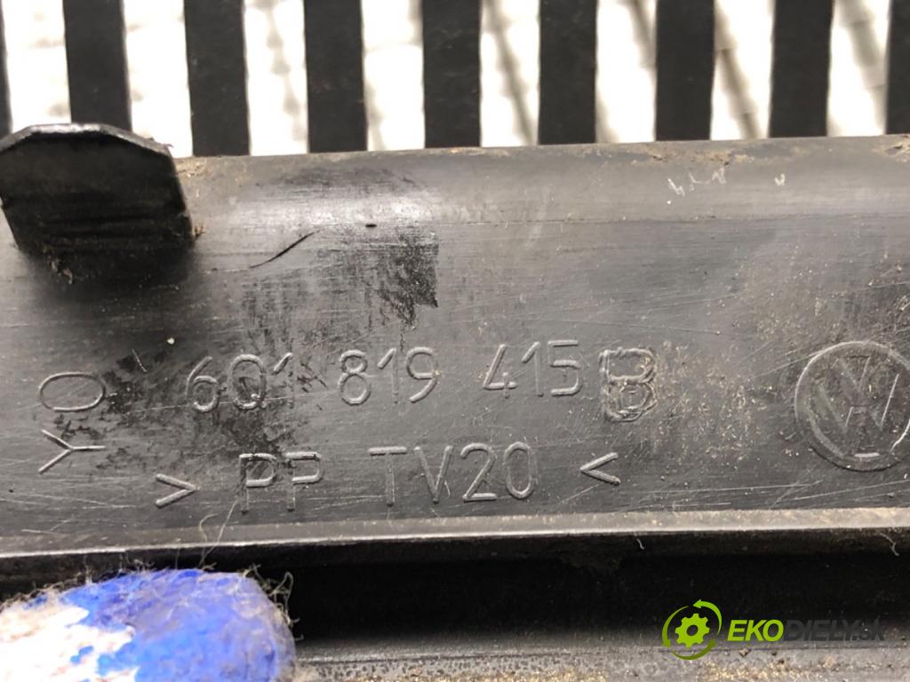 VW POLO (9N_, 9A_) 2001 - 2014    1.2 12V 47 kW [64 KM] benzyna 2001 - 2007  Torpédo, plast pod čelné okno 6Q1819415B (Torpéda)