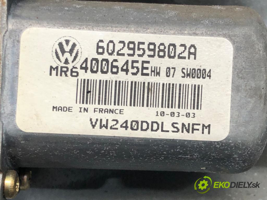 VW POLO (9N_, 9A_) 2001 - 2014    1.2 12V 47 kW [64 KM] benzyna 2001 - 2007  mechanismus okna levý přední část 6Q2959802A