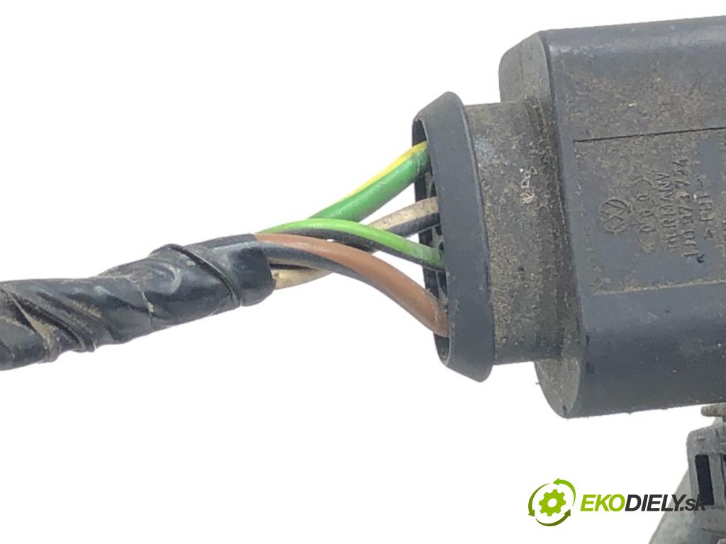 VW POLO (9N_, 9A_) 2001 - 2014    1.2 12V 47 kW [64 KM] benzyna 2001 - 2007  Mechanizmus stieračov predný 6Q1955601B (Motorčeky stieračov predné)