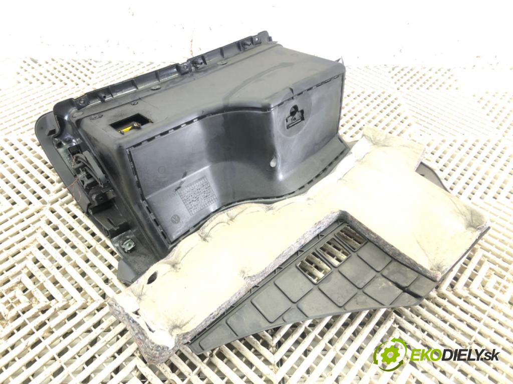 VW PASSAT B5.5 (3B3) 2000 - 2005    1.6 75 kW [102 KM] benzyna 2000 - 2005  Priehradka, kastlík spolujazdca  (Priehradky, kastlíky)