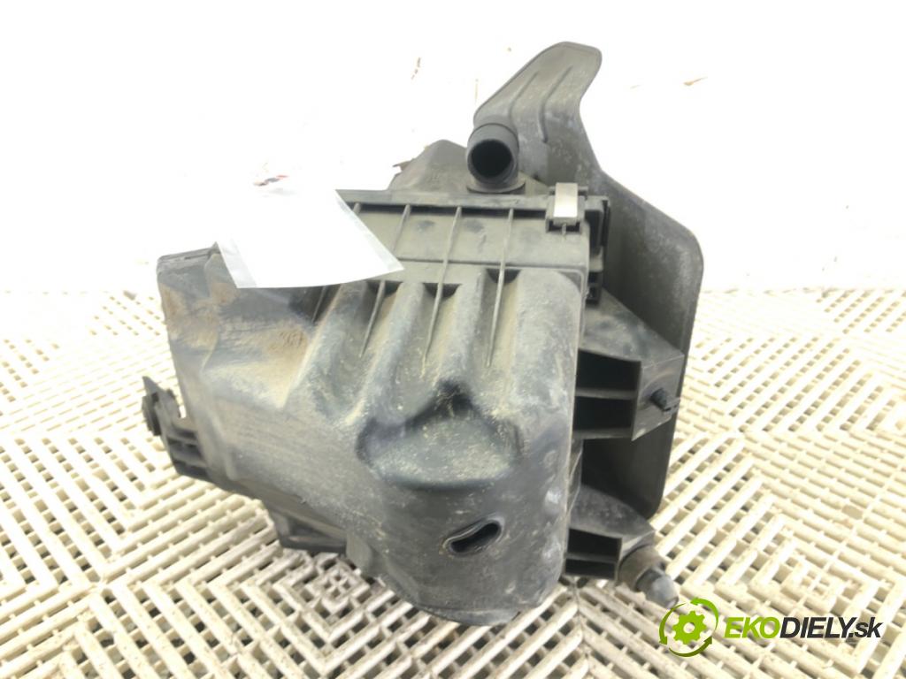 VW PASSAT B5.5 (3B3) 2000 - 2005    1.6 75 kW [102 KM] benzyna 2000 - 2005  Obal filtra vzduchu 3B0133837AP (Obaly filtrov vzduchu)