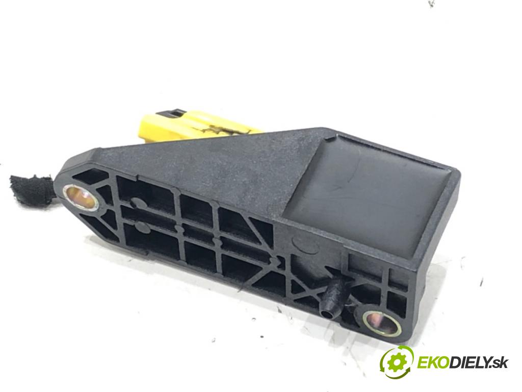 VW PASSAT B5.5 (3B3) 2000 - 2005    1.6 75 kW [102 KM] benzyna 2000 - 2005  Snímač nárazu 6Q0909606 (Snímače nárazu)