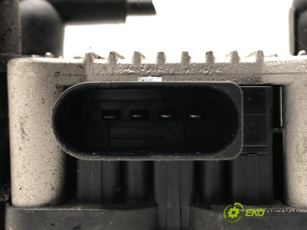 VW PASSAT B5.5 (3B3) 2000 - 2005    1.6 75 kW [102 KM] benzyna 2000 - 2005  Cievka zapaľovacia  (Zapaľovacie cievky, moduly)