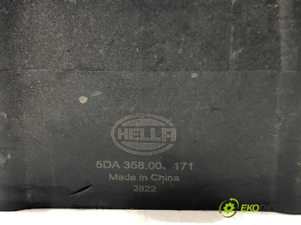 VW PASSAT B5.5 (3B3) 2000 - 2005    1.6 75 kW [102 KM] benzyna 2000 - 2005  Cievka zapaľovacia  (Zapaľovacie cievky, moduly)