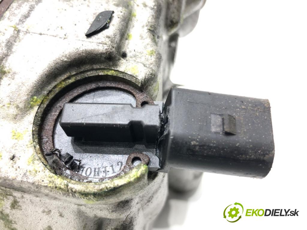 VW TIGUAN (5N_) 2007 - 2018    2.0 TDI 4motion 103 kW [140 KM] olej napędowy 2007 - 2018  Kompresor klimatizácie 8FK351135-921 (Kompresory klimatizácie)