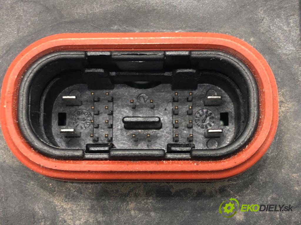 VW TIGUAN (5N_) 2007 - 2018    2.0 TDI 4motion 103 kW [140 KM] olej napędowy 2007 - 2018  Menič XENON 7L6941329B (Riadiace jednotky xenónu)