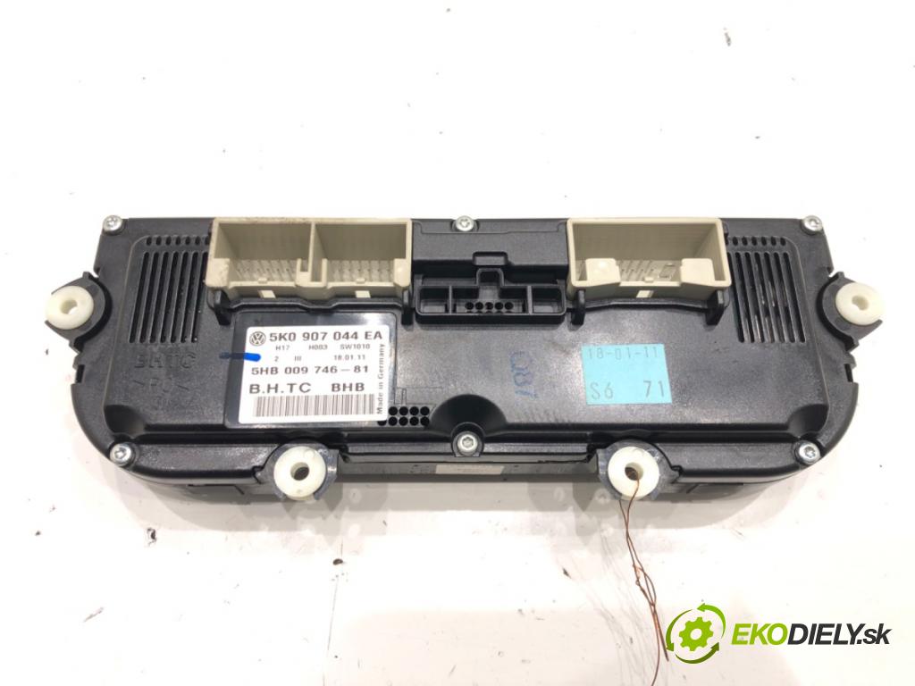 VW TIGUAN (5N_) 2007 - 2018    2.0 TDI 4motion 103 kW [140 KM] olej napędowy 2007 - 2018  Panel ovládania kúrenia 5K0907044EA (Prepínače, spínače, tlačidlá a ovládače kúrenia)