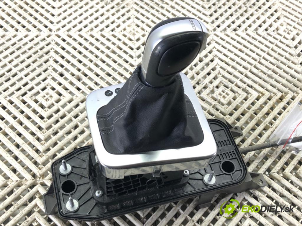 VW TIGUAN (5N_) 2007 - 2018    2.0 TDI 4motion 103 kW [140 KM] olej napędowy 2007 - 2018  Kulisa 5N1713025D (Rýchlostné páky / kulisy)