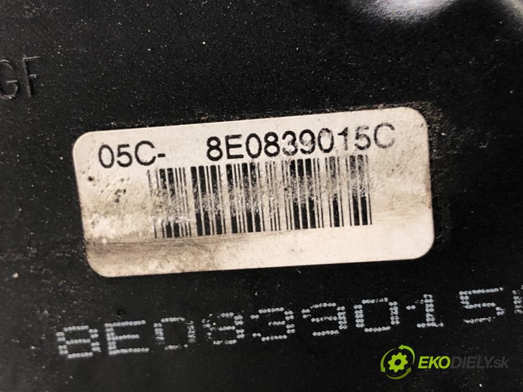 AUDI A4 B6 (8E2) 2000 - 2005    1.8 T 110 kW [150 KM] benzyna 2000 - 2002  zámok dveře levý zadní část 8E0839015C