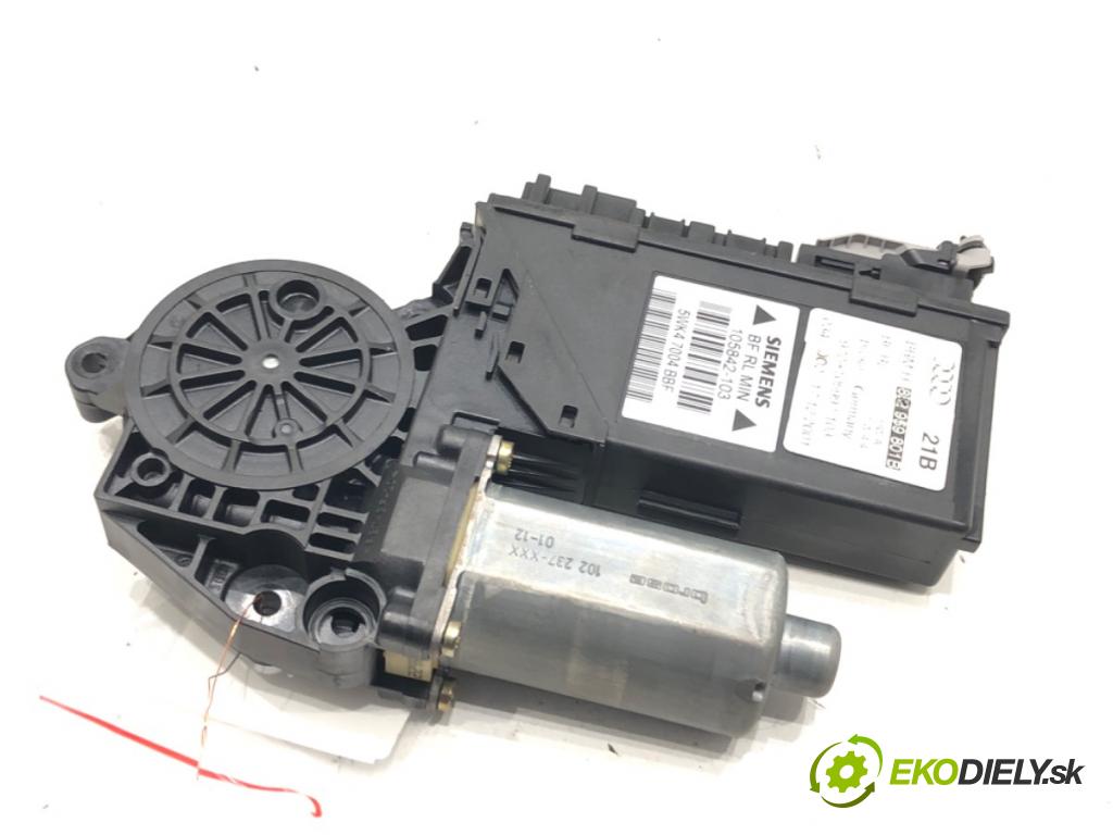 AUDI A4 B6 (8E2) 2000 - 2005    1.8 T 110 kW [150 KM] benzyna 2000 - 2002  motorek sťahovaní okna přední část levý 8E2959801B (Ostatné)