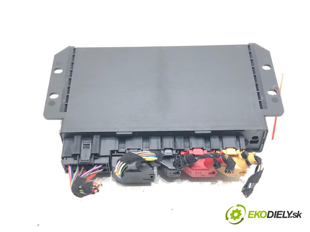 AUDI A4 B6 (8E2) 2000 - 2005    1.8 T 110 kW [150 KM] benzyna 2000 - 2002  Modul komfortu 8E0959433AJ (Moduly komfortu)