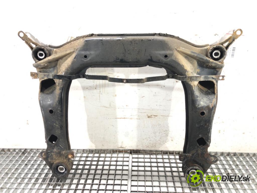 AUDI A4 B6 (8E2) 2000 - 2005    1.8 T 110 kW [150 KM] benzyna 2000 - 2002  výztuha pod motor  (Výztuhy přední)