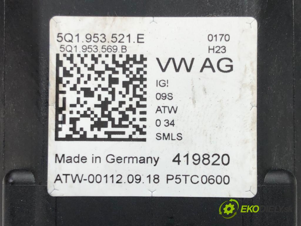 VW GOLF VII Variant (BA5, BV5) 2013 - 2022    1.5 TSI 96 kW [130 KM] benzyna 2017 - 2022  Prepínač kombinovaný 5Q1953521E (Prepínače, spínače, tlačidlá a ovládače kúrenia)