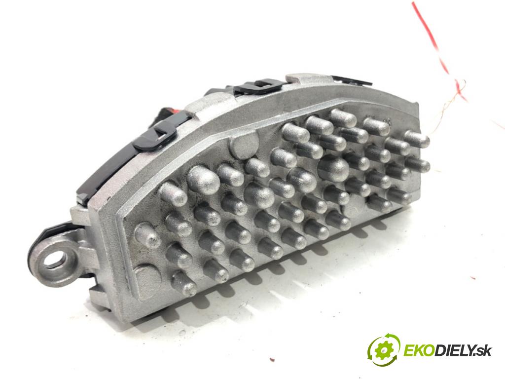 VW GOLF VII Variant (BA5, BV5) 2013 - 2022    1.5 TSI 96 kW [130 KM] benzyna 2017 - 2022  odpor rezistor topení vzduchu 5Q0907521C (Odpory topení)