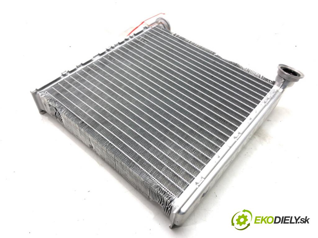 VW GOLF VII Variant (BA5, BV5) 2013 - 2022    1.5 TSI 96 kW [130 KM] benzyna 2017 - 2022  topné těleso radiátor topení 5Q0819031B (Radiátory topení)