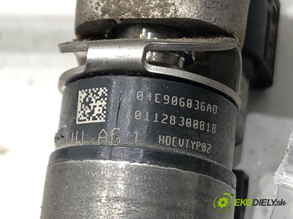 VW GOLF VII Variant (BA5, BV5) 2013 - 2022    1.5 TSI 96 kW [130 KM] benzyna 2017 - 2022  Lišta vstrekovacia 05E133320B (Vstrekovacie lišty)