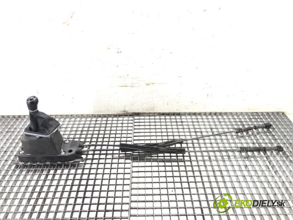 VW GOLF VII Variant (BA5, BV5) 2013 - 2022    1.5 TSI 96 kW [130 KM] benzyna 2017 - 2022  Kulisa  (Rýchlostné páky / kulisy)