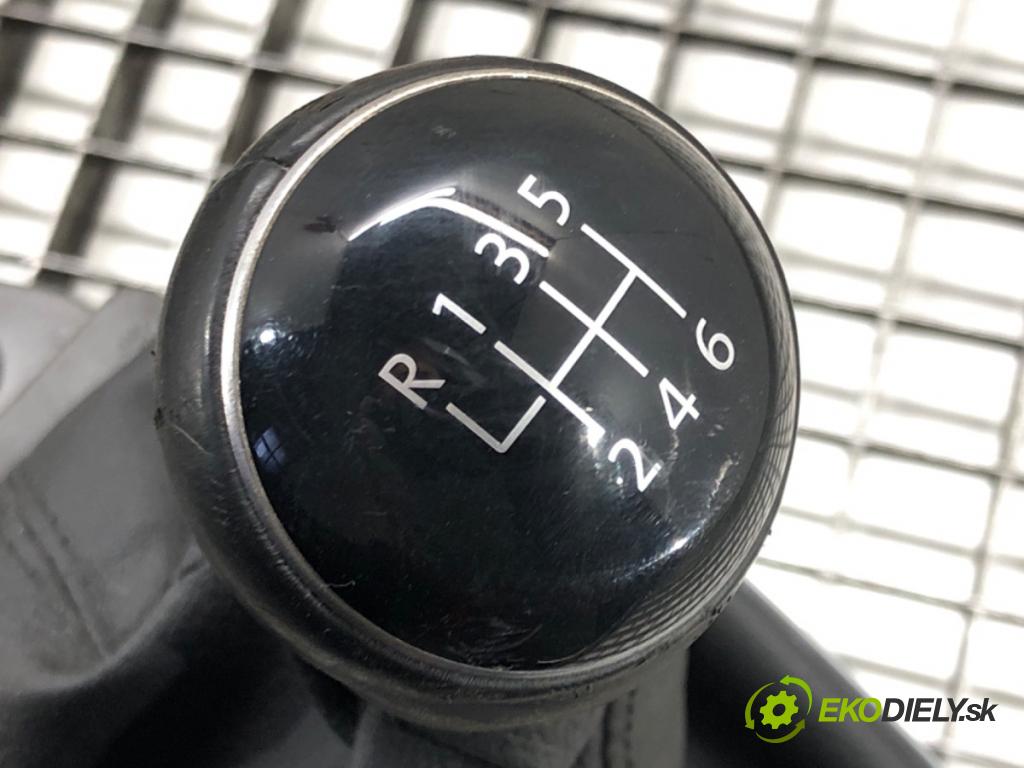 VW GOLF VII Variant (BA5, BV5) 2013 - 2022    1.5 TSI 96 kW [130 KM] benzyna 2017 - 2022  Kulisa  (Rýchlostné páky / kulisy)