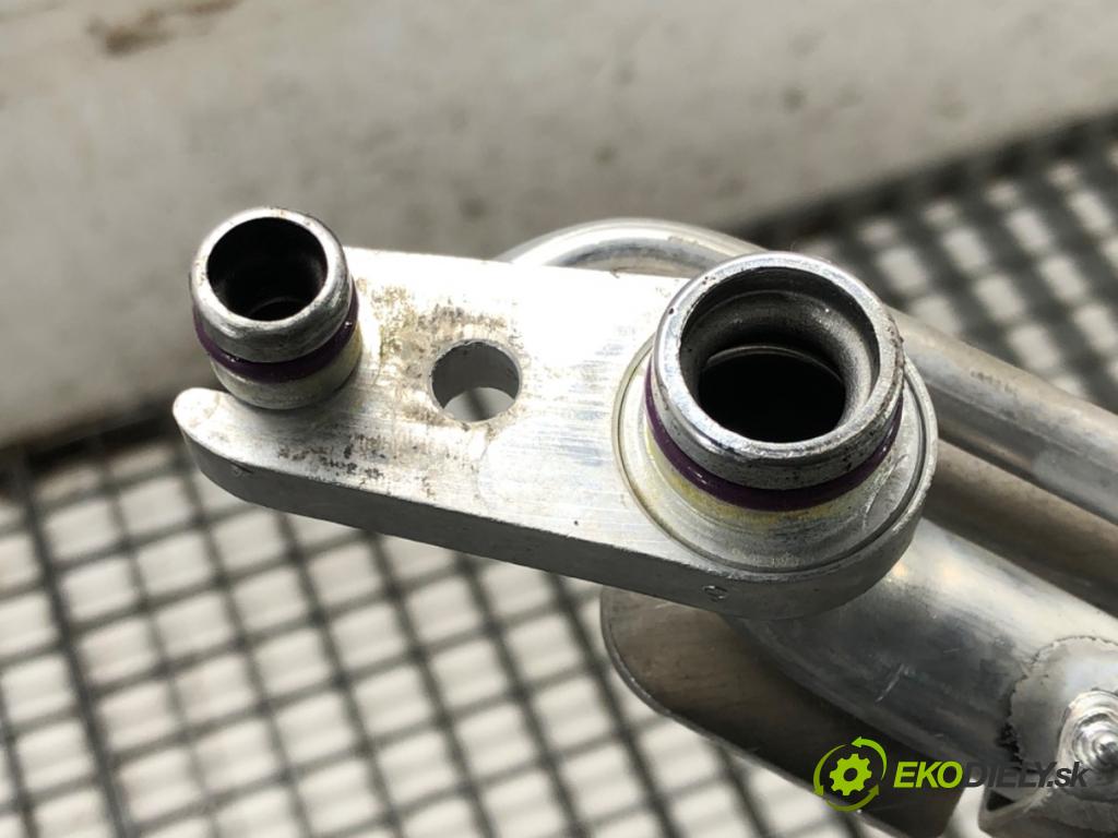 VW GOLF VII Variant (BA5, BV5) 2013 - 2022    1.5 TSI 96 kW [130 KM] benzyna 2017 - 2022  rúrka klimatizácie  (Rúrky klimatizácie)