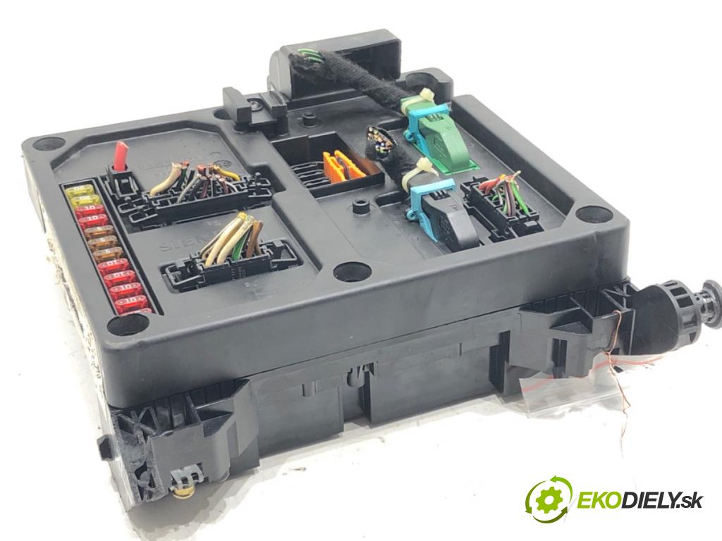 SEAT ALHAMBRA (7V8, 7V9) 1996 - 2010    1.9 TDI 66 kW [90 KM] olej napędowy 1996 - 2010  modul BSI S110730200D (Pojistkové skříňky)