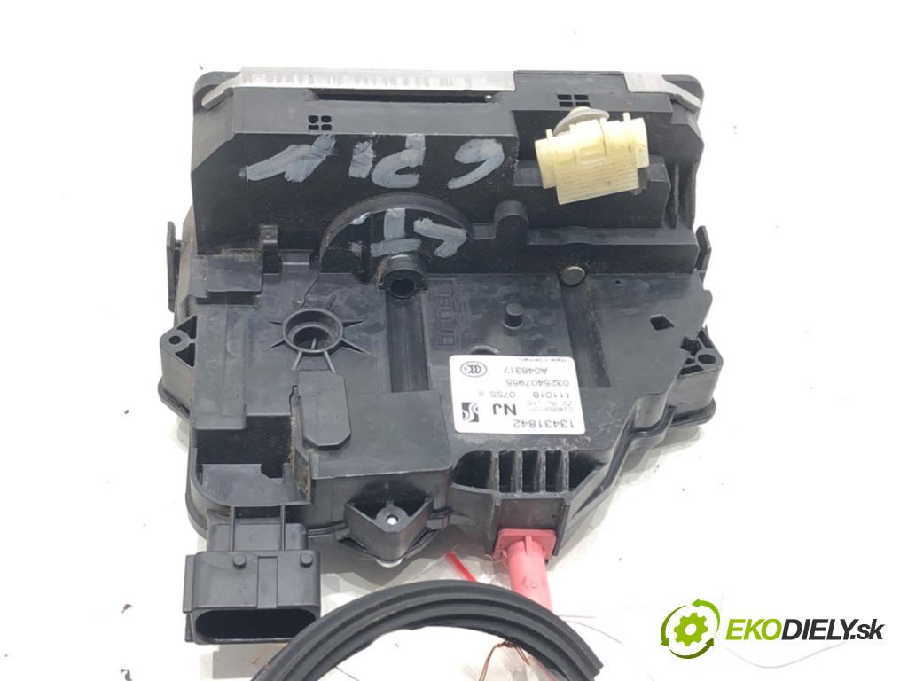 OPEL CORSA E (X15) 2014 - 2022    1.4 (08, 68) 66 kW [90 KM] benzyna 2014 - 2022  zámok dveře levý zadní část 13431842