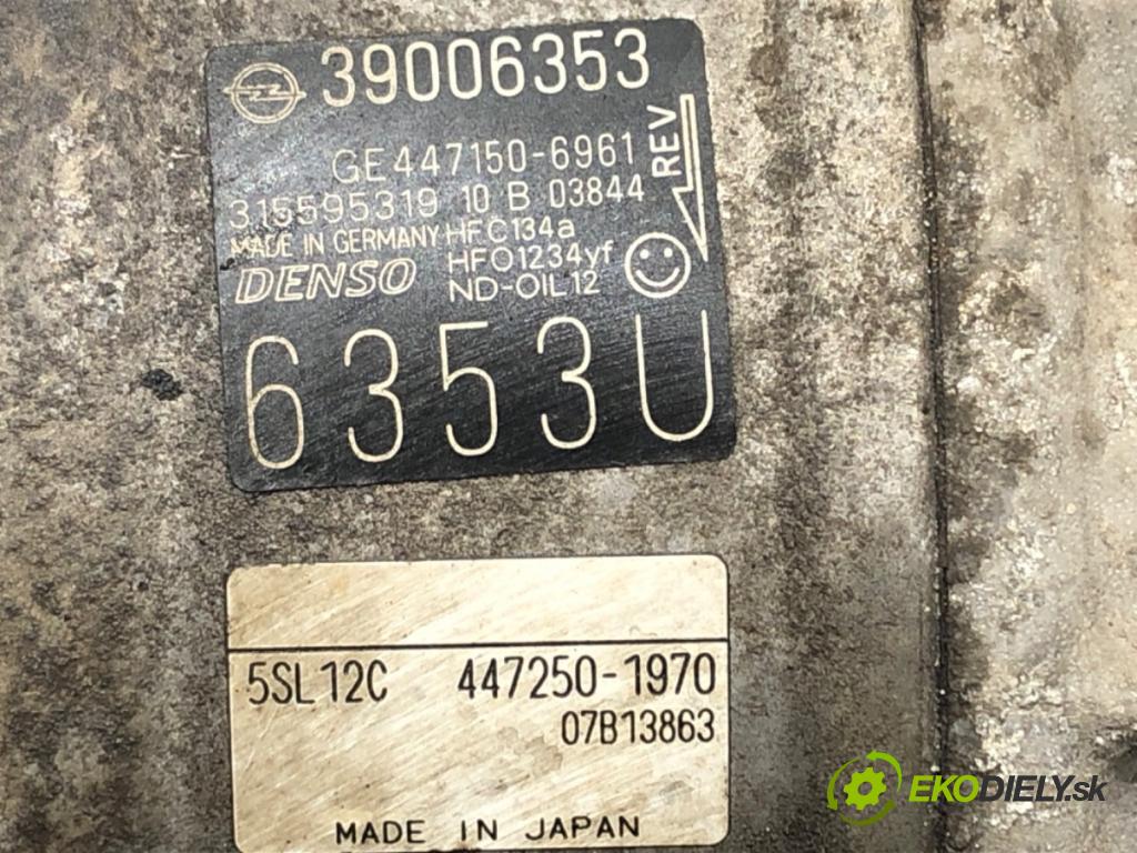 OPEL CORSA E (X15) 2014 - 2022    1.4 (08, 68) 66 kW [90 KM] benzyna 2014 - 2022  Kompresor klimatizácie 39006353 (Kompresory klimatizácie)