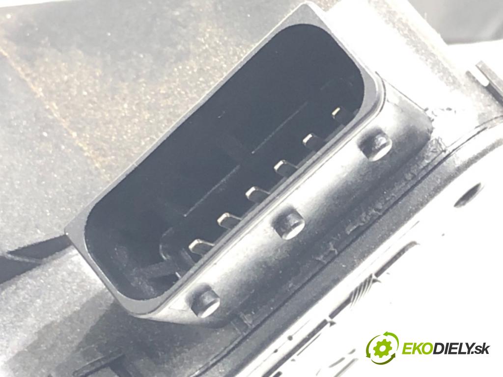 OPEL CORSA E (X15) 2014 - 2022    1.4 (08, 68) 66 kW [90 KM] benzyna 2014 - 2022  Potenciometer plynu 39238341 (Pedále)