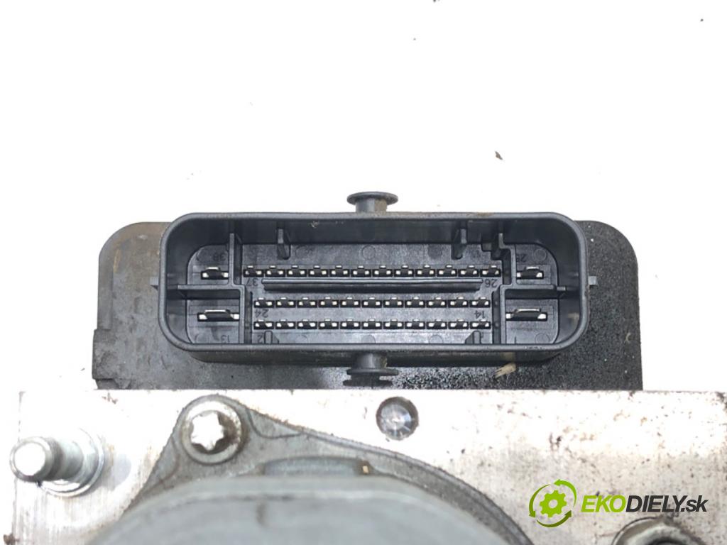 OPEL CORSA E (X15) 2014 - 2022    1.4 (08, 68) 66 kW [90 KM] benzyna 2014 - 2022  Pumpa ABS 39084530 (Pumpy ABS)