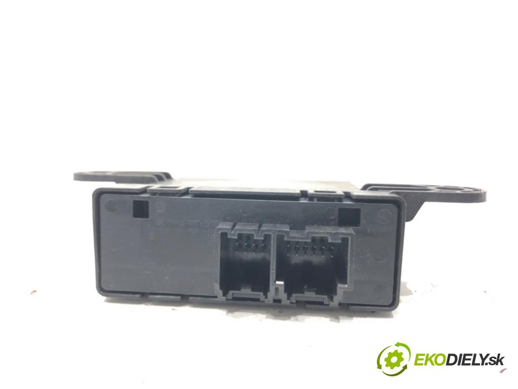 OPEL CORSA E (X15) 2014 - 2022    1.4 (08, 68) 66 kW [90 KM] benzyna 2014 - 2022  Modul PDC 39021658 (Ostatné)