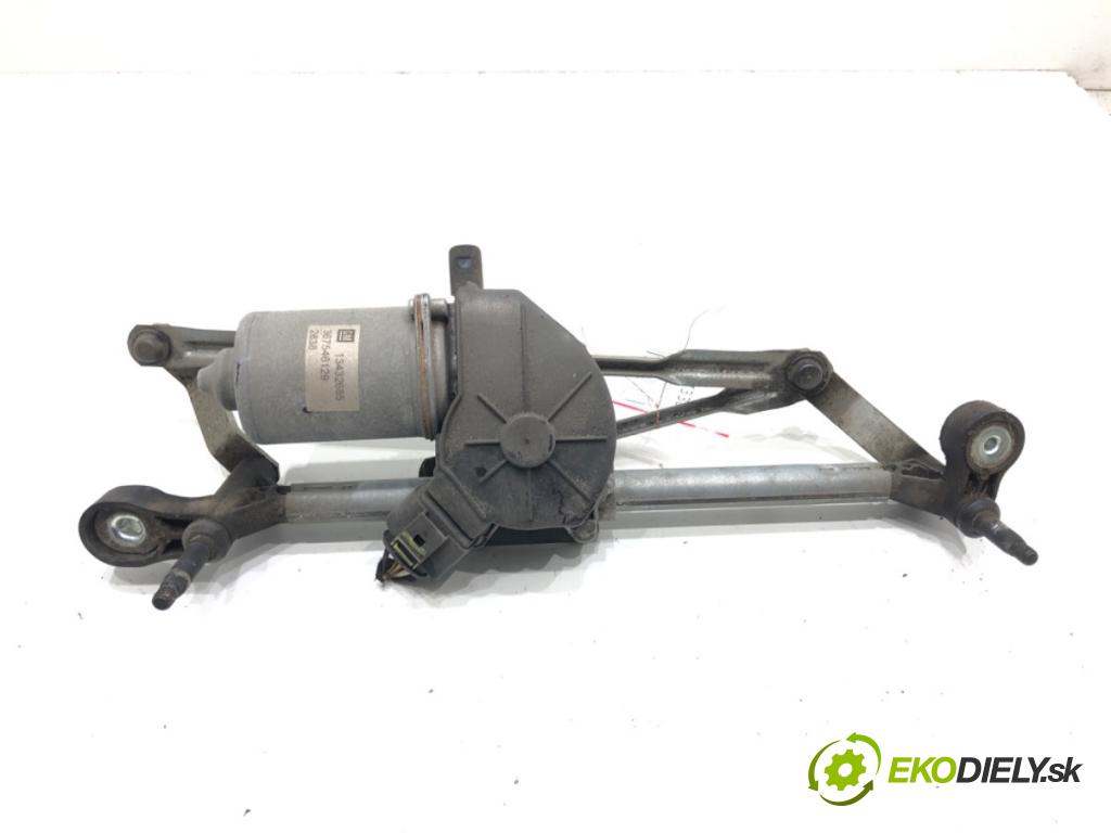 OPEL CORSA E (X15) 2014 - 2022    1.4 (08, 68) 66 kW [90 KM] benzyna 2014 - 2022  Mechanizmus stieračov predný 13432685 (Motorčeky stieračov predné)