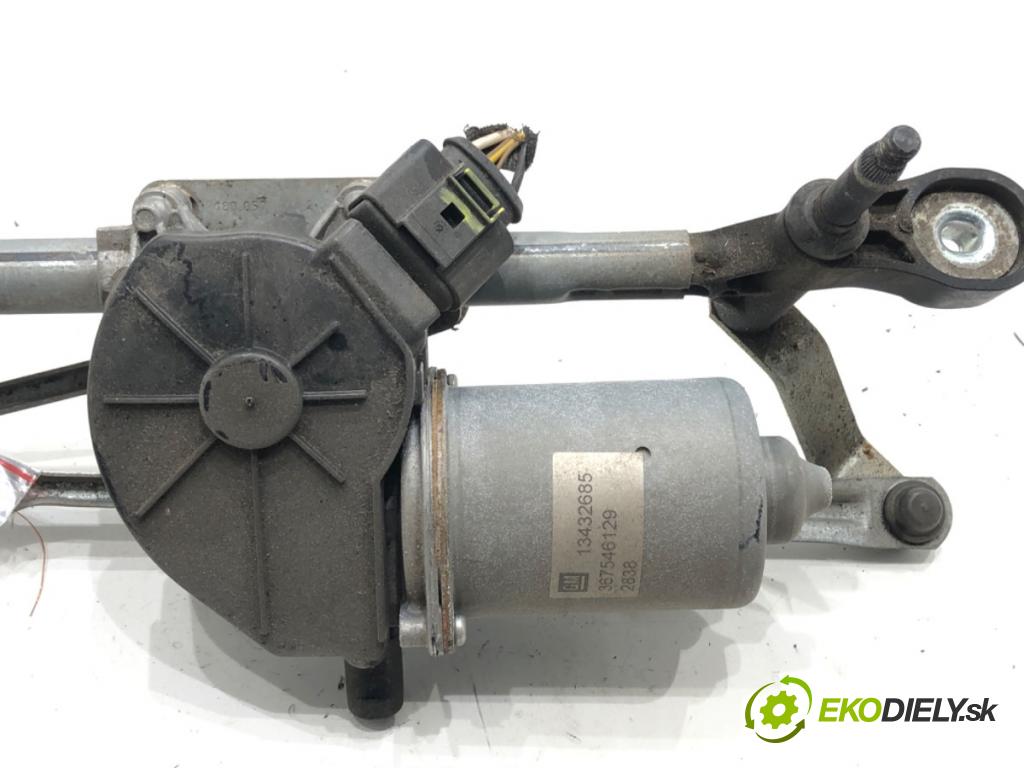 OPEL CORSA E (X15) 2014 - 2022    1.4 (08, 68) 66 kW [90 KM] benzyna 2014 - 2022  Mechanizmus stieračov predný 13432685 (Motorčeky stieračov predné)