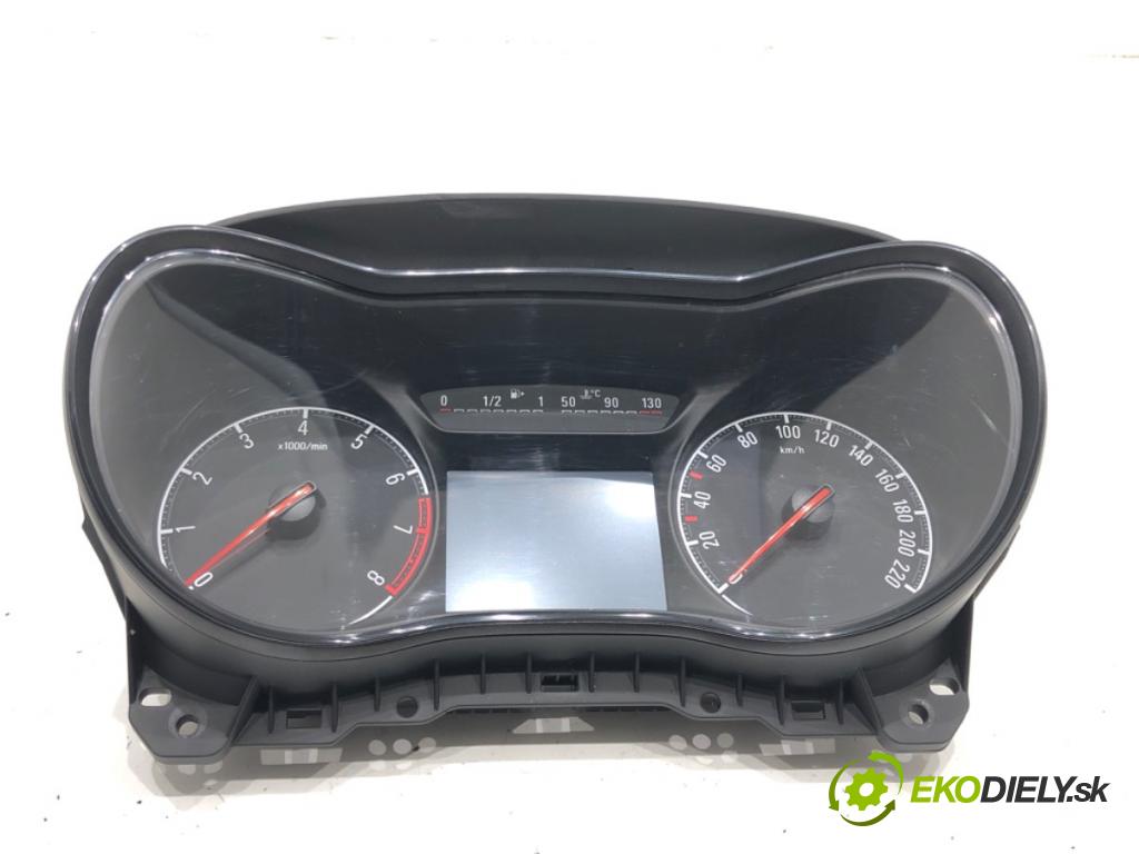 OPEL CORSA E (X15) 2014 - 2022    1.4 (08, 68) 66 kW [90 KM] benzyna 2014 - 2022  Prístrojovka 39204203 (Prístrojové dosky, displeje)