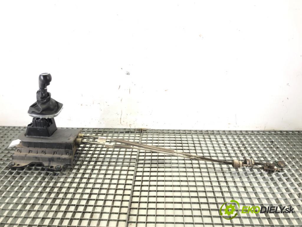 OPEL CORSA E (X15) 2014 - 2022    1.4 (08, 68) 66 kW [90 KM] benzyna 2014 - 2022  Kulisa 55509034 (Rýchlostné páky / kulisy)