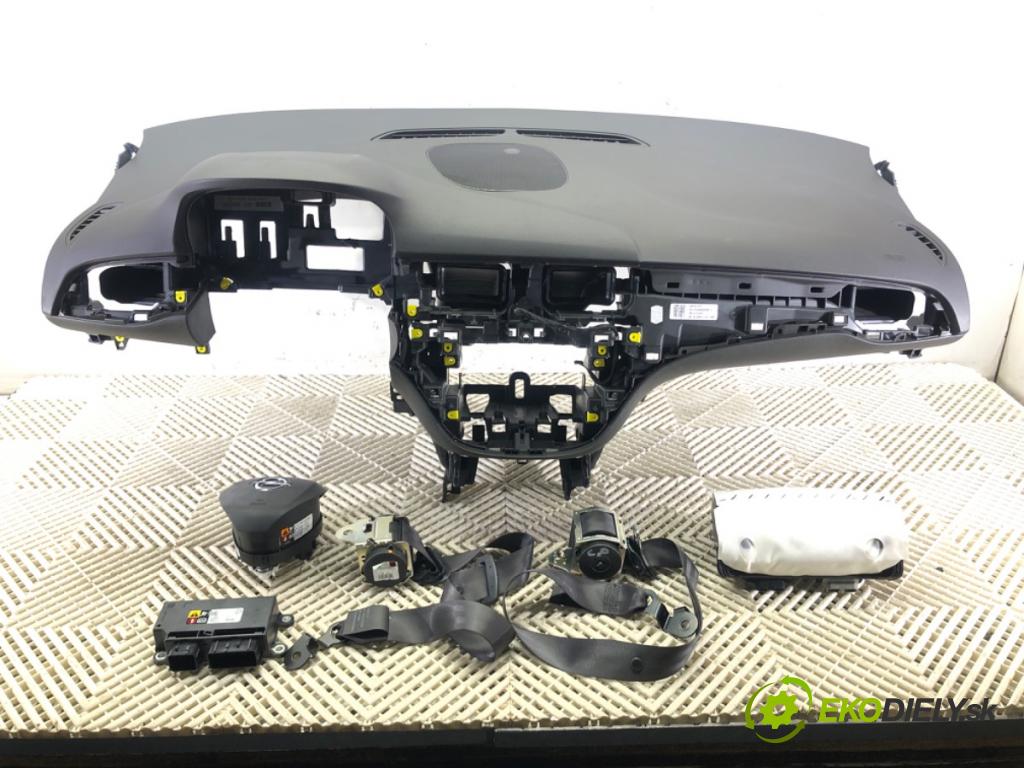 OPEL CORSA E (X15) 2014 - 2022    1.4 (08, 68) 66 kW [90 KM] benzyna 2014 - 2022  Palubná doska silentbloku pasy 