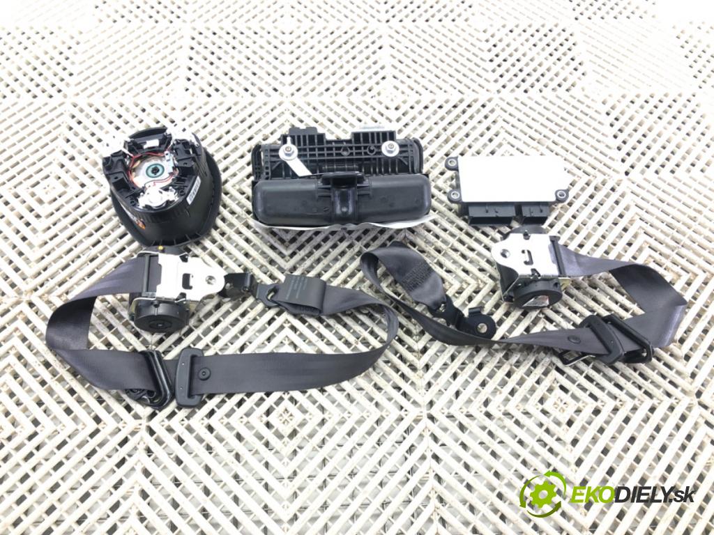 OPEL CORSA E (X15) 2014 - 2022    1.4 (08, 68) 66 kW [90 KM] benzyna 2014 - 2022  Palubná doska silentbloku pasy