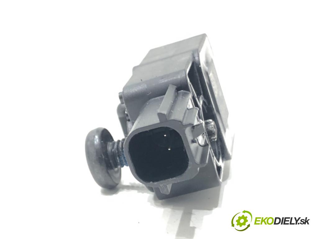 OPEL CORSA E (X15) 2014 - 2022    1.4 (08, 68) 66 kW [90 KM] benzyna 2014 - 2022  Snímač nárazu 38529200 (Snímače nárazu)