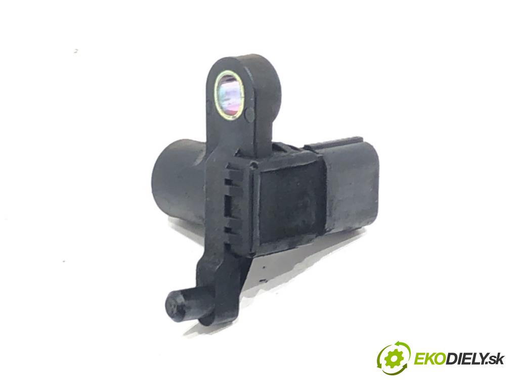 HONDA CIVIC VII Hatchback (EU, EP, EV) 2000 - 2006    1.4 iS (EP1) 66 kW [90 KM] benzyna 2001 - 2005  snímač pozice vačkového hřídele J5T23991 (Snímače polohy kliky, vačky)