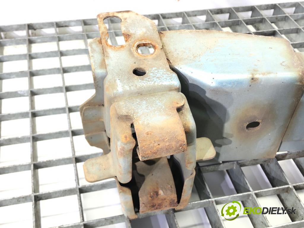 HONDA CIVIC VII Hatchback (EU, EP, EV) 2000 - 2006    1.4 iS (EP1) 66 kW [90 KM] benzyna 2001 - 2005  výztuha nárazníka přední část  (Výztuhy přední)