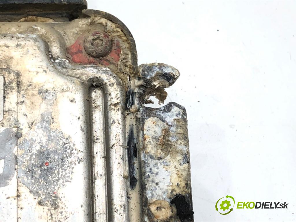 OPEL ASTRA H (A04) 2004 - 2014    1.7 CDTI (L48) 74 kW [100 KM] olej napędowy 2004 - 2010  riadiaca jednotka Motor 55560810 (Riadiace jednotky)