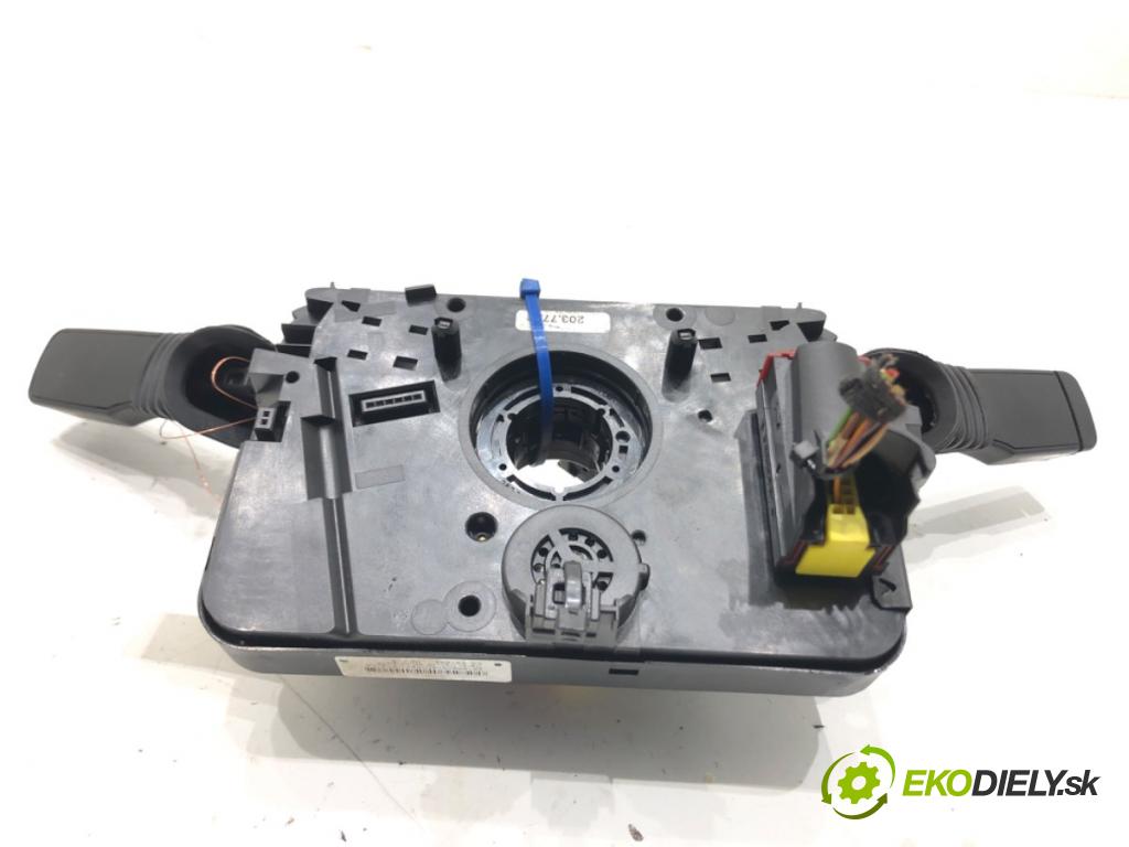 OPEL ASTRA H Kombi (A04) 2004 - 2014    1.9 CDTI (L35) 74 kW [100 KM] olej napędowy 2005 - 2010  Prepínač kombinovaný 13198908XE (Prepínače, spínače, tlačidlá a ovládače kúrenia)