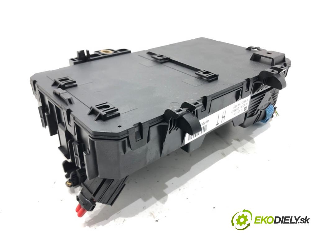 OPEL ASTRA H Kombi (A04) 2004 - 2014    1.9 CDTI (L35) 74 kW [100 KM] olej napędowy 2005 - 2010  modul BSI 13222173 (Pojistkové skříňky)