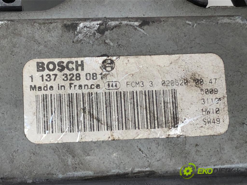 VOLVO S60 I (384) 2000 - 2010    2.0 T 132 kW [180 KM] benzyna 2000 - 2010  ventilátor chladiče 1137328081 (Ventilátory)