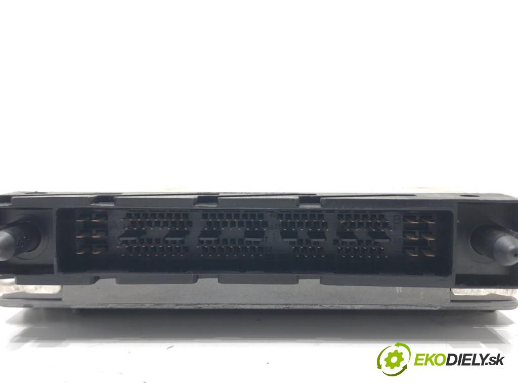 VOLVO S60 I (384) 2000 - 2010    2.0 T 132 kW [180 KM] benzyna 2000 - 2010  riadiaca jednotka Motor 0261207666 (Riadiace jednotky)