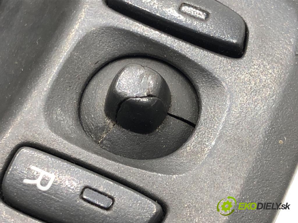VOLVO S60 I (384) 2000 - 2010    2.0 T 132 kW [180 KM] benzyna 2000 - 2010  Prepínač okien 86829499 (Prepínače, spínače, tlačidlá a ovládače kúrenia)