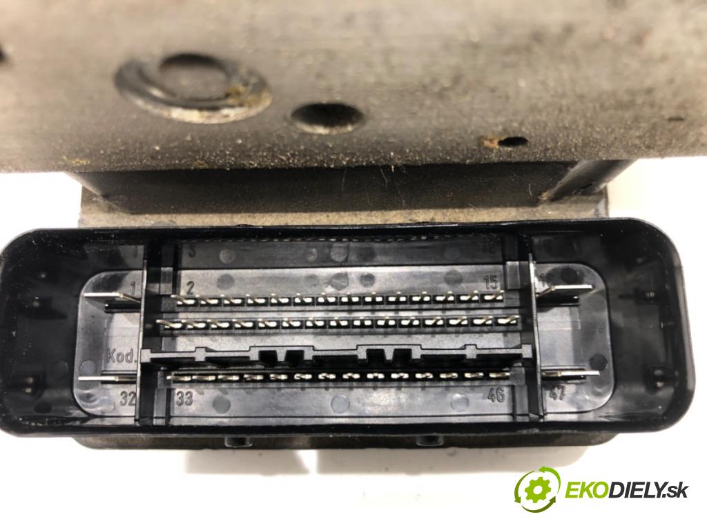 VOLVO S60 I (384) 2000 - 2010    2.0 T 132 kW [180 KM] benzyna 2000 - 2010  Pumpa ABS P08671223 (Pumpy ABS)